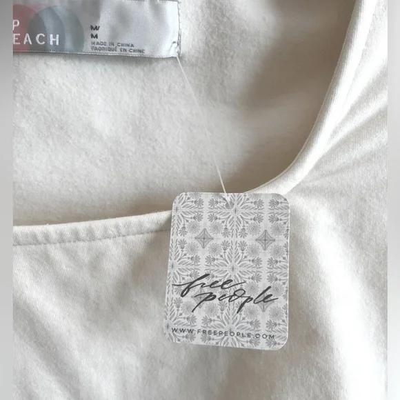 FP Beach NWT ivory crop top, long sleeves.  Size M - Picture 4 of 7